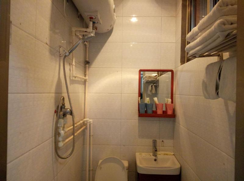 Qufu Garden Hotel image
