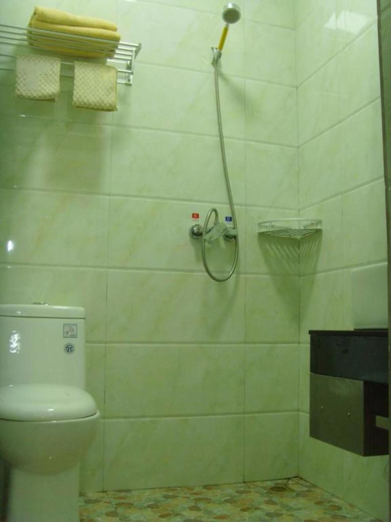 Qufu Garden Hotel image