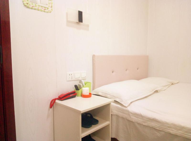 Qufu Garden Hotel image