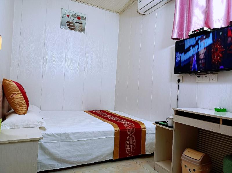 Qufu Garden Hotel image