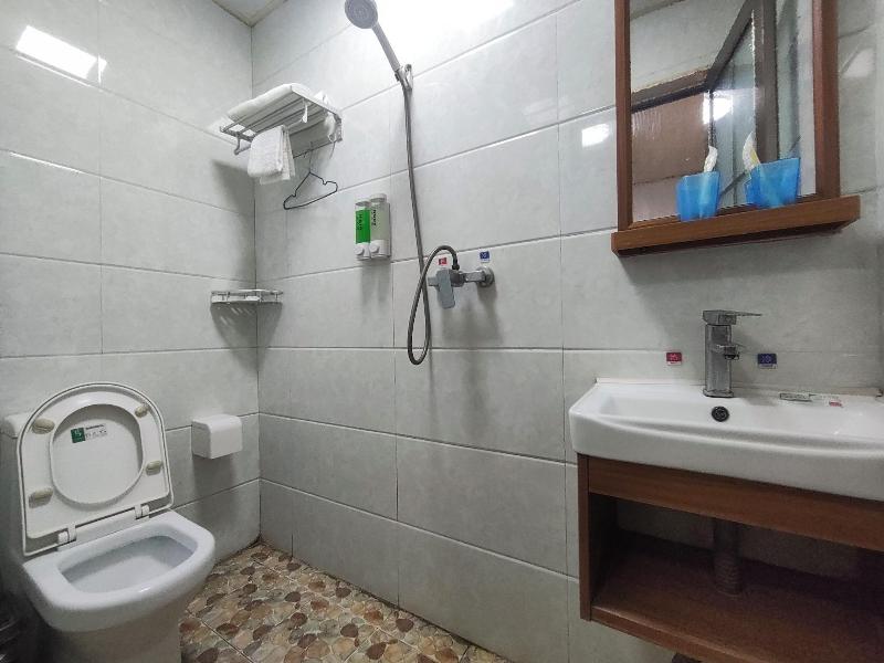 Qufu Garden Hotel image