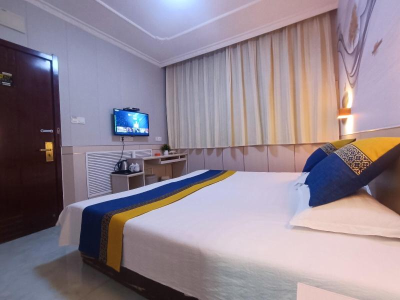 Qufu Garden Hotel image