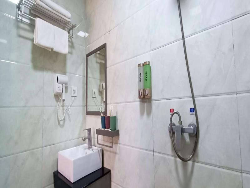 Qufu Garden Hotel image