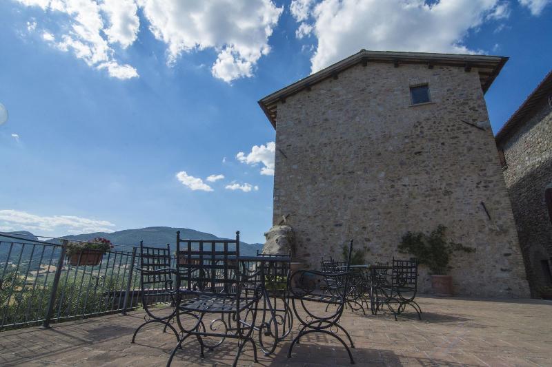 Il Castello Di Perchia image