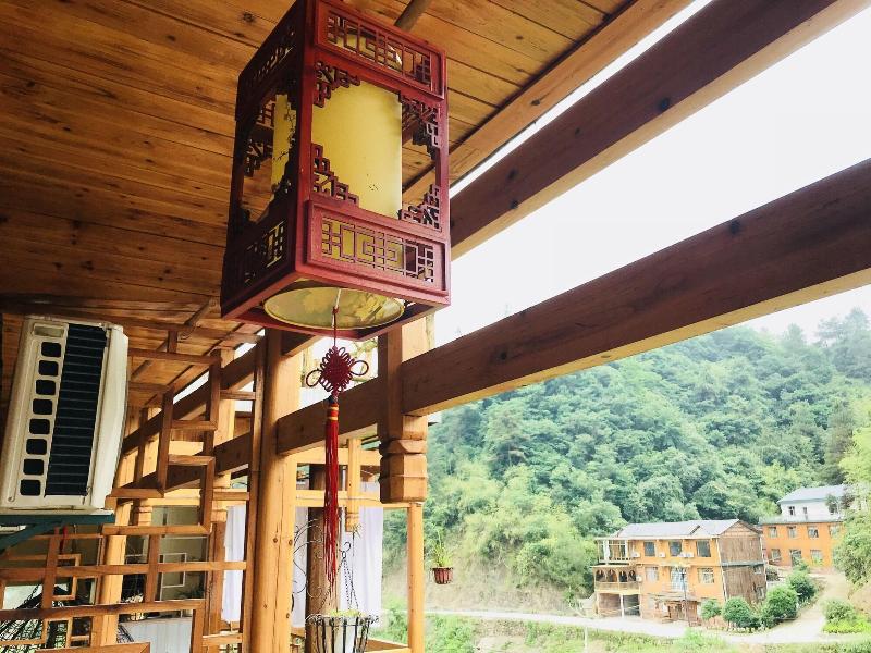 One Step To Heaven Inn image