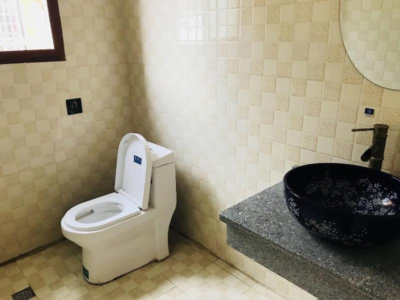 One Step To Heaven Inn image
