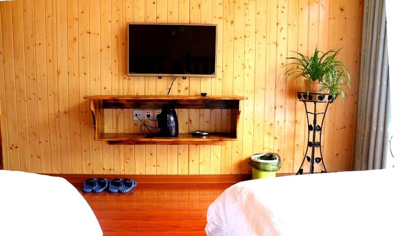 One Step To Heaven Inn image