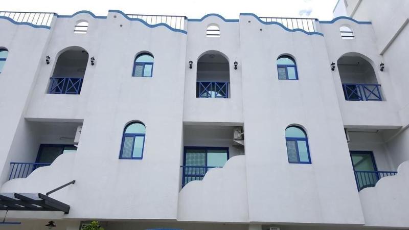 Santorini Music Family B&B 5