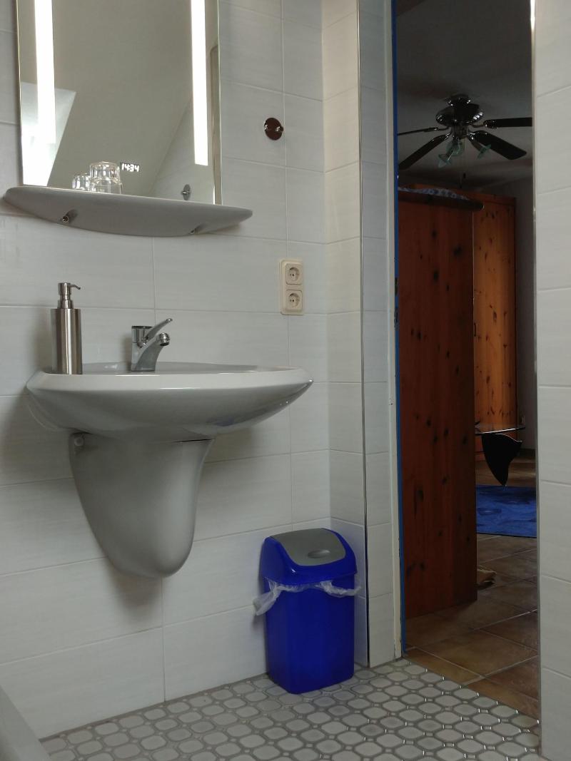 B&B am See - Privatzimmer image