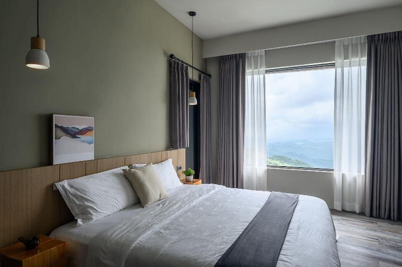 Two Easy Inn image