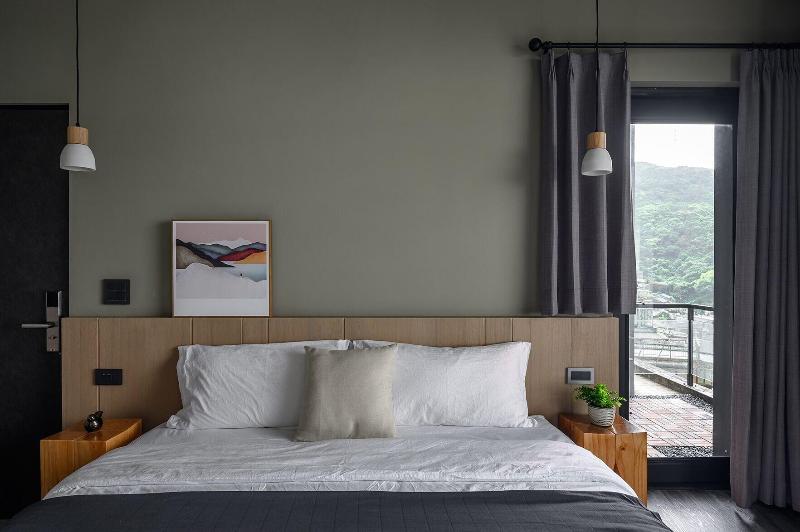 Two Easy Inn image