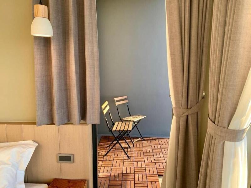 Two Easy Inn image