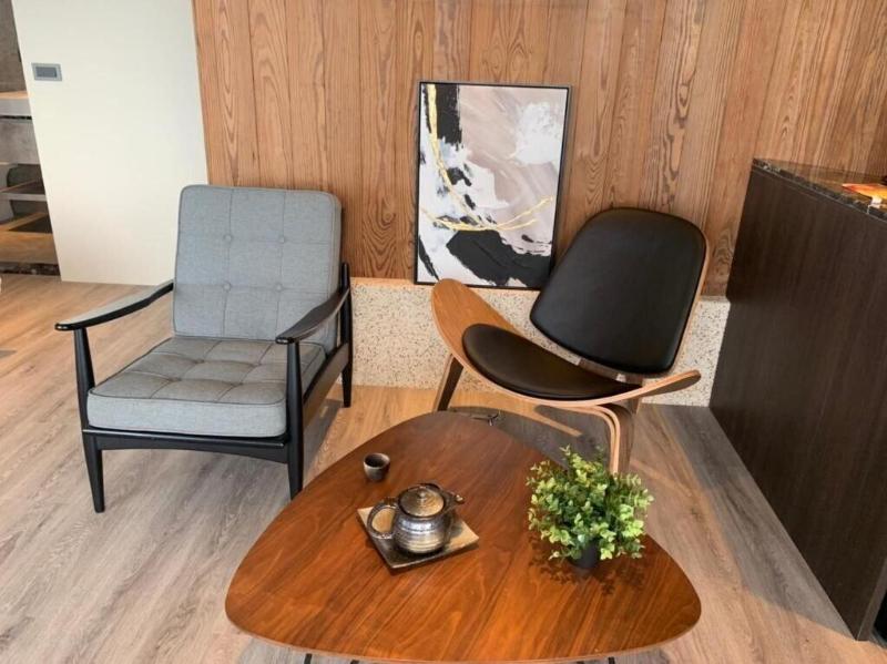 Two Easy Inn image