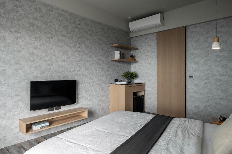 Two Easy Inn image