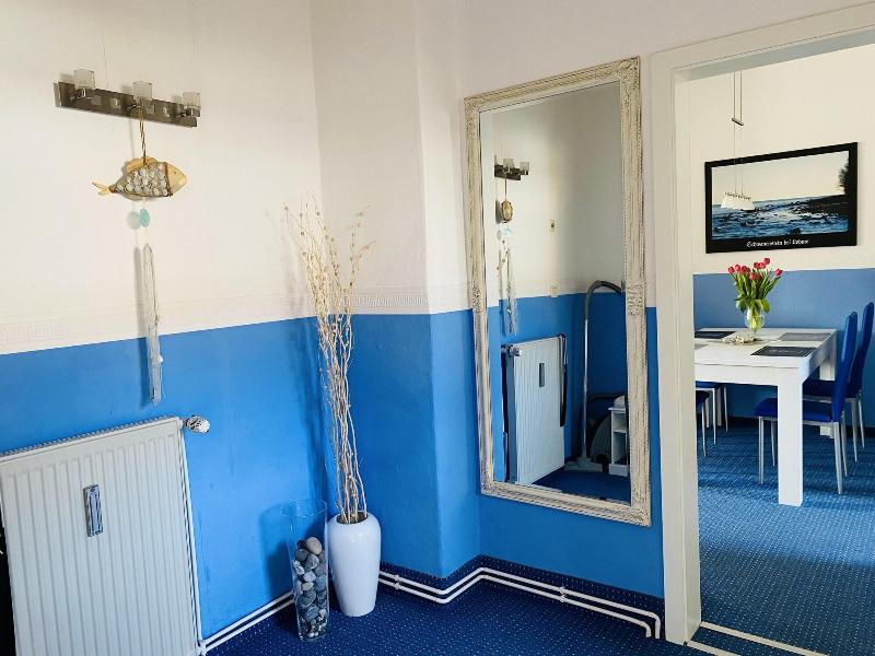 Pension & Ferienwohnungen Schneidereit image