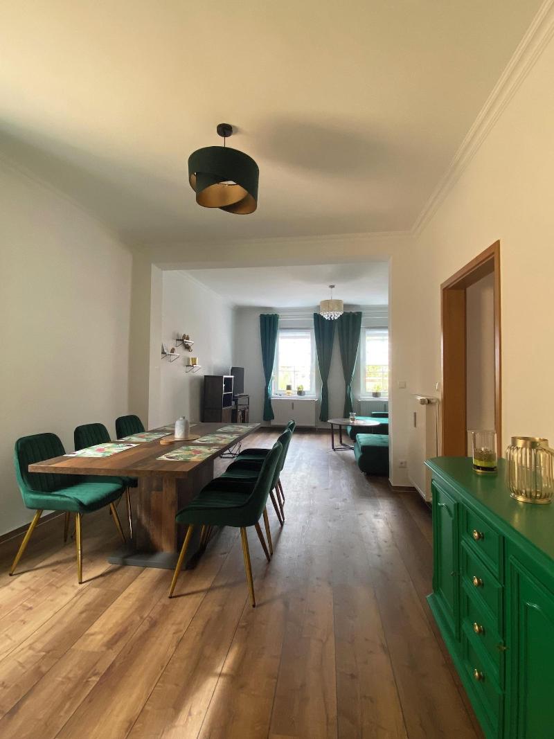 Pension & Ferienwohnungen Schneidereit image