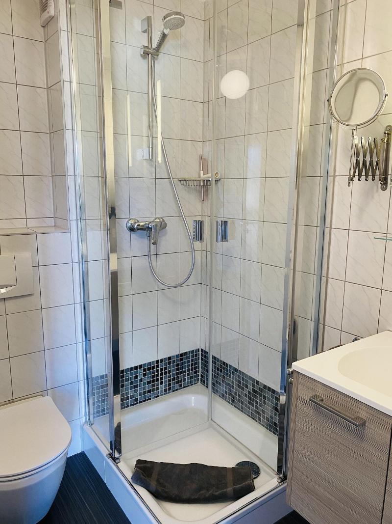 Pension & Ferienwohnungen Schneidereit image