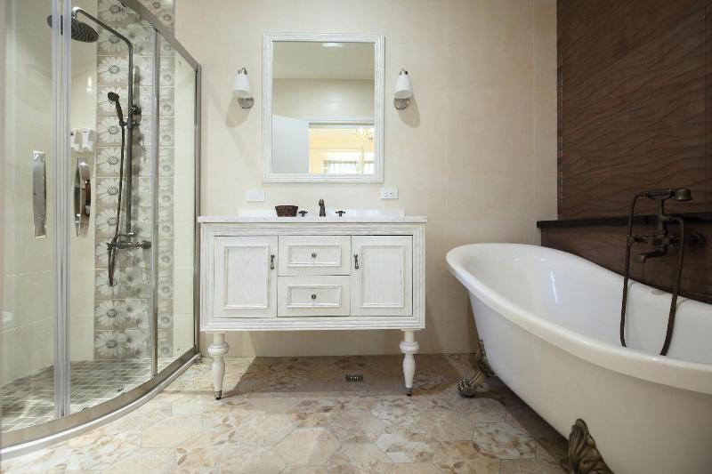 Serrado Manor image