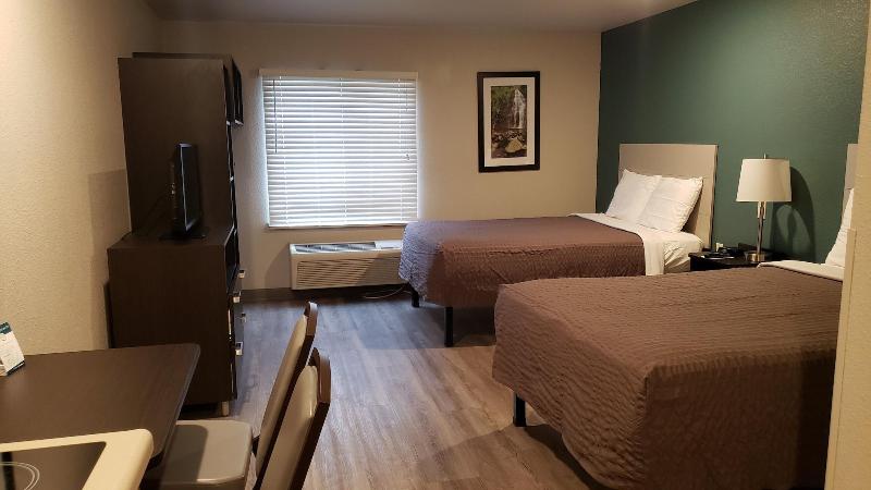Woodspring Suites Kansas City Lenexa image