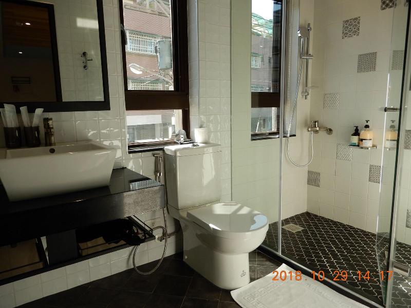Happywings Homestay image