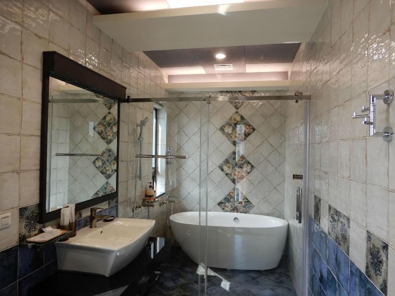 Happywings Homestay image