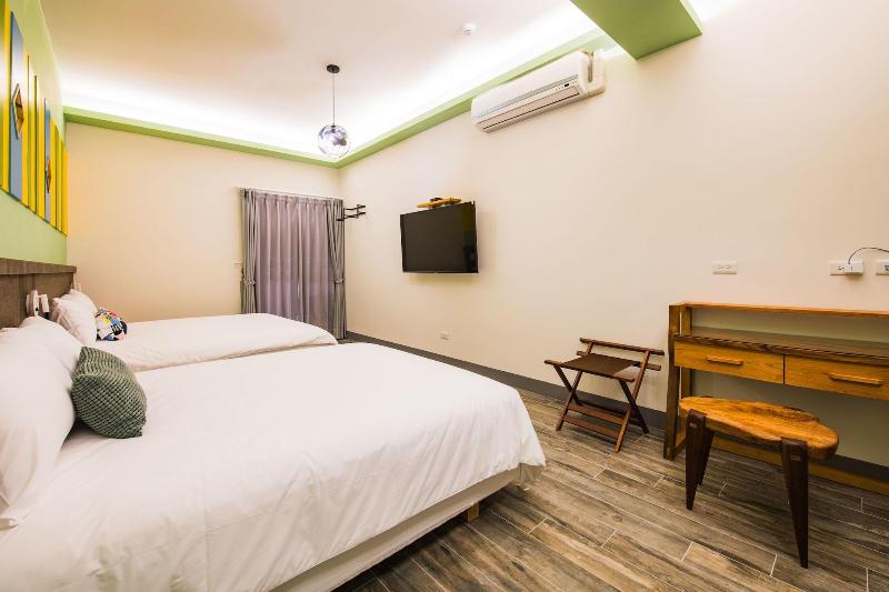 Happywings Homestay image