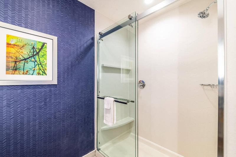 Fairfield Inn & Suites by Marriott Gainesville I-3 image