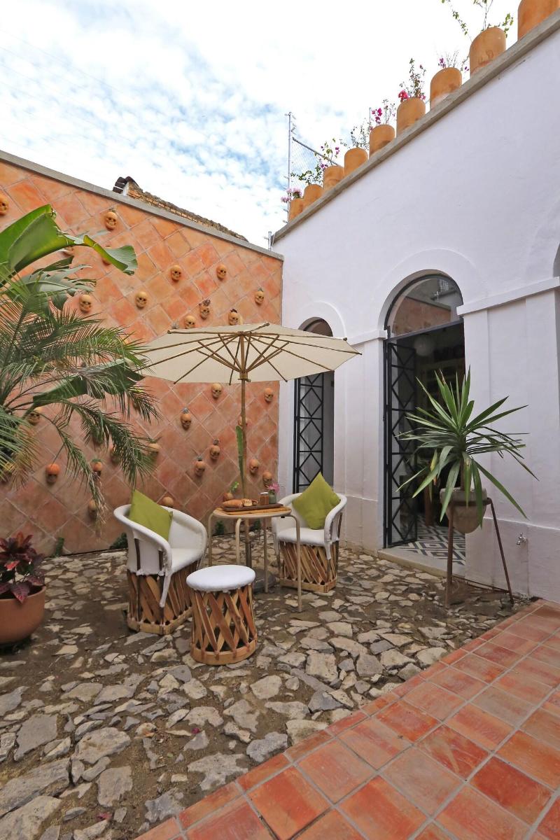 Casa Blanco By Barrio Mexico image