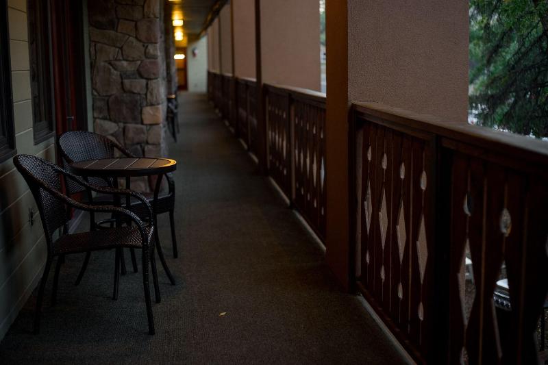 Silver Moon Inn image