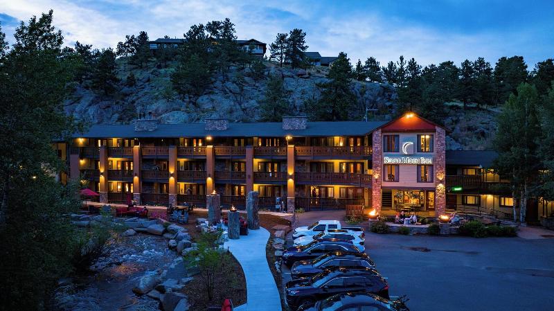 Silver Moon Inn image