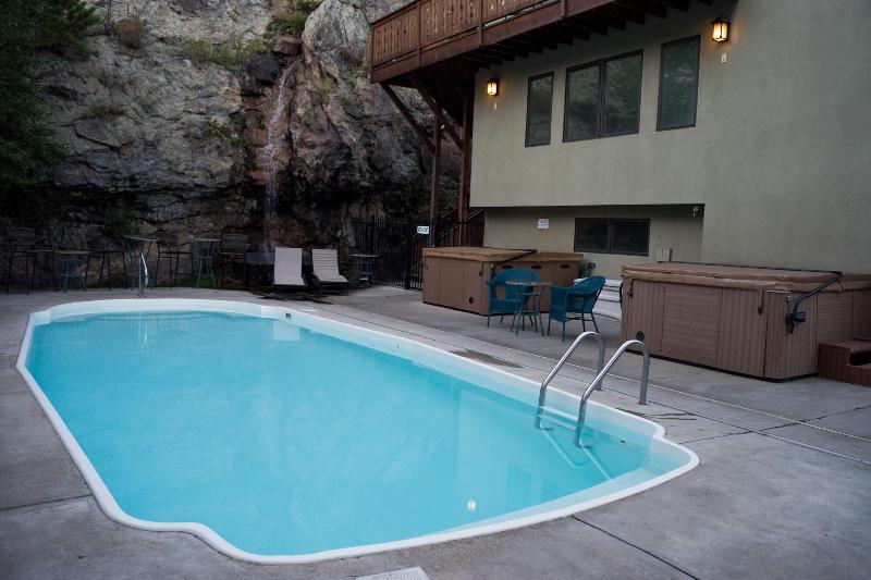 Silver Moon Inn image