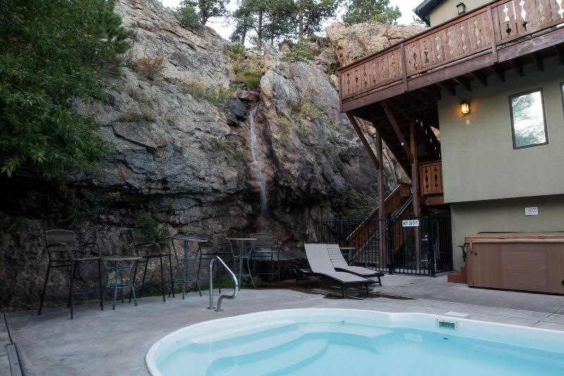 Silver Moon Inn image