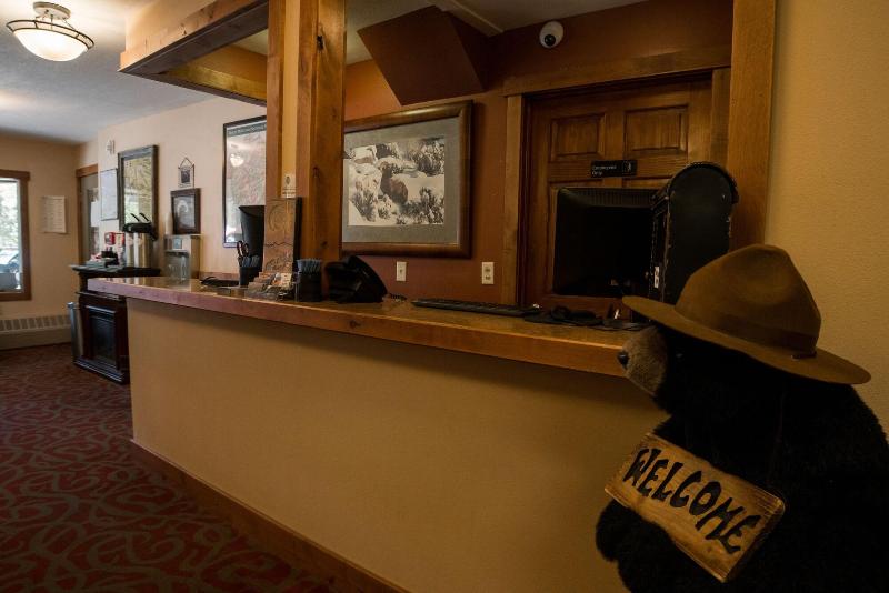 Silver Moon Inn image