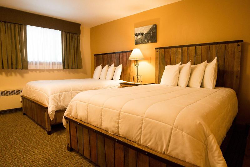 Silver Moon Inn image