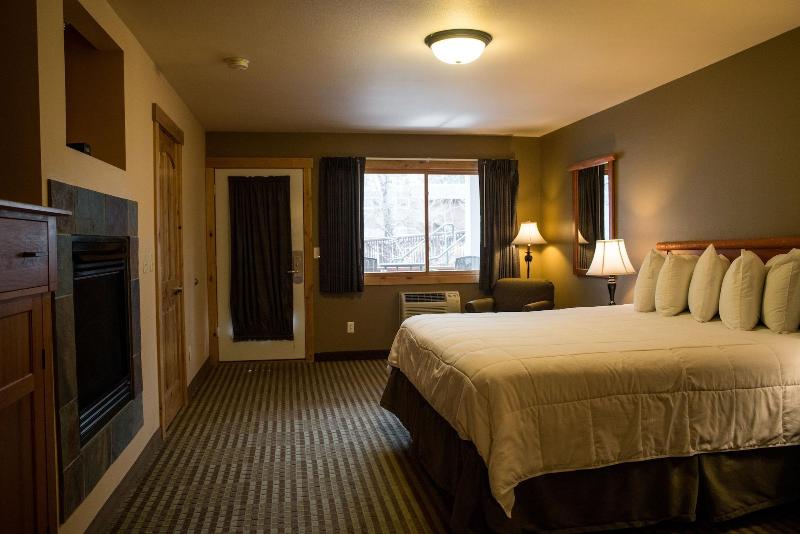 Silver Moon Inn image