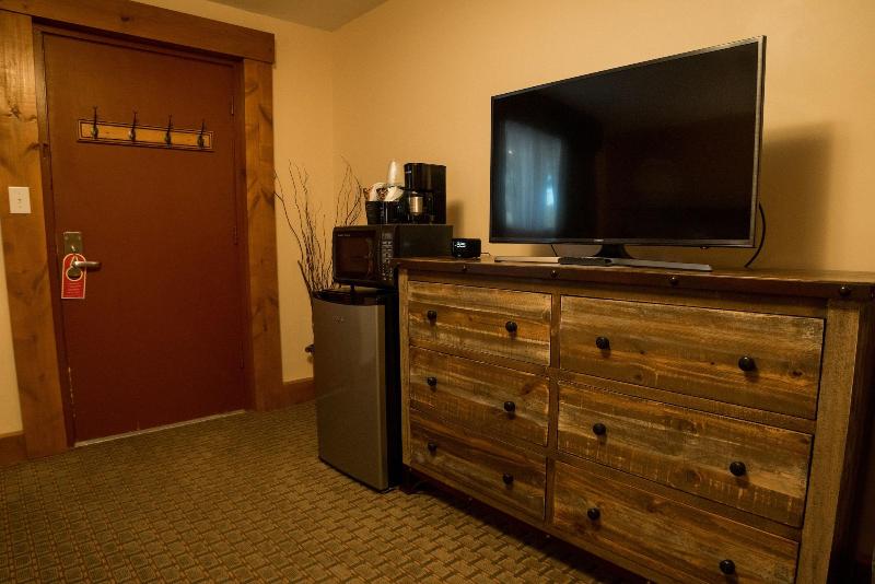 Silver Moon Inn image