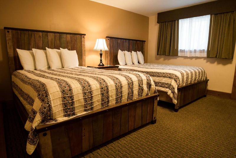 Silver Moon Inn image