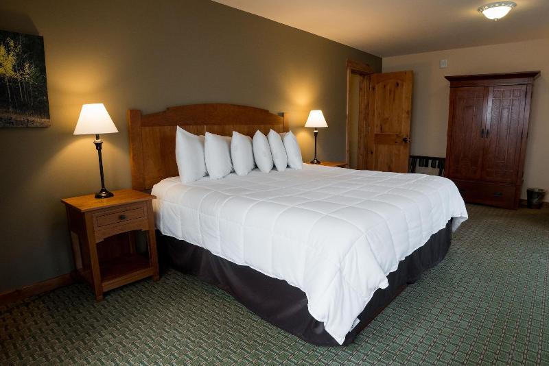 Silver Moon Inn image