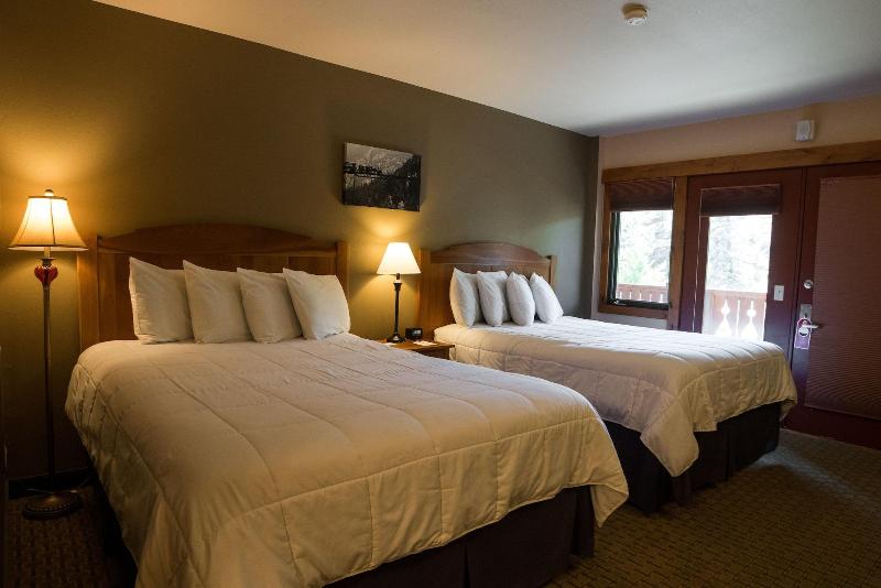 Silver Moon Inn image