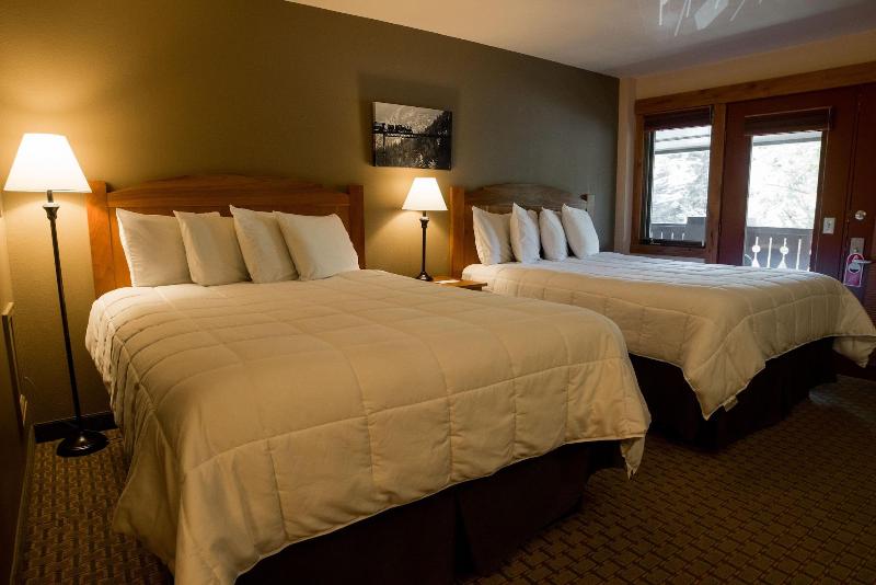 Silver Moon Inn image