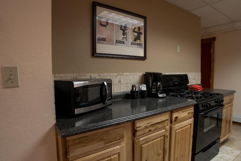 Silver Moon Inn image