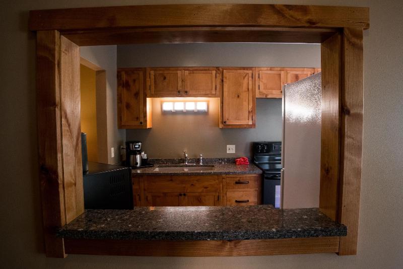 Silver Moon Inn image