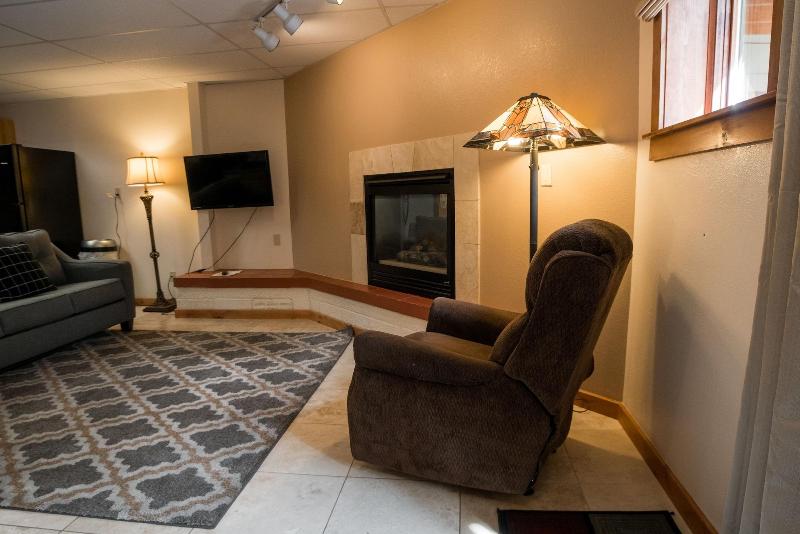 Silver Moon Inn image