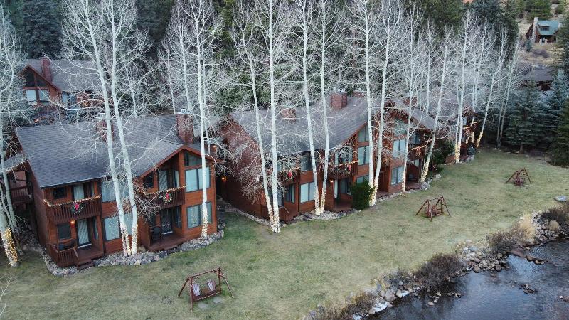 Aspen Winds On Fall River image