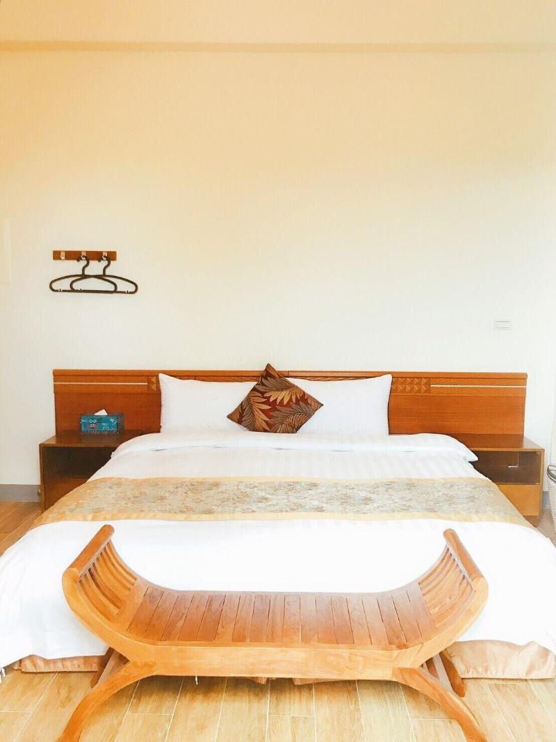 Provence Coffee Manor Bed And Breakfast