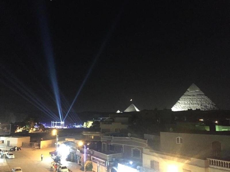 The Pyramids Inn Cheops image