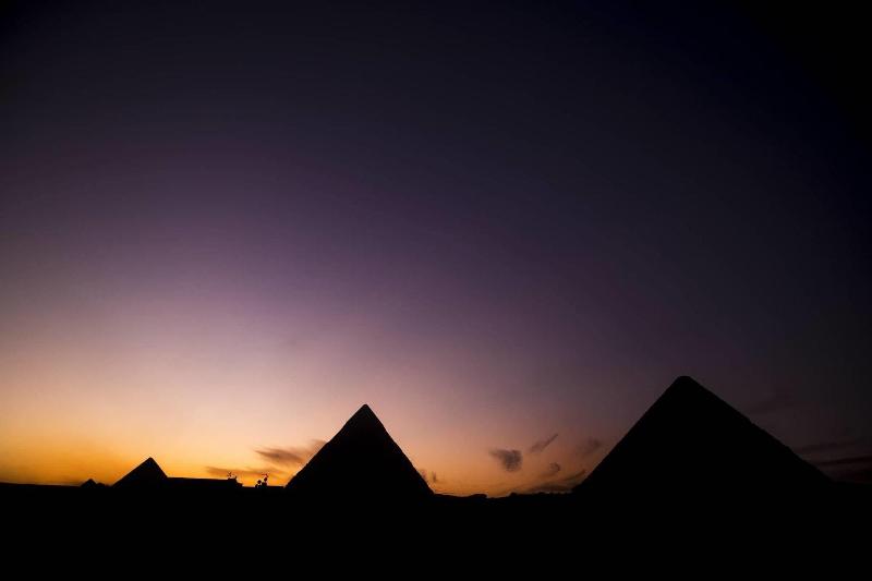 The Pyramids Inn Cheops image