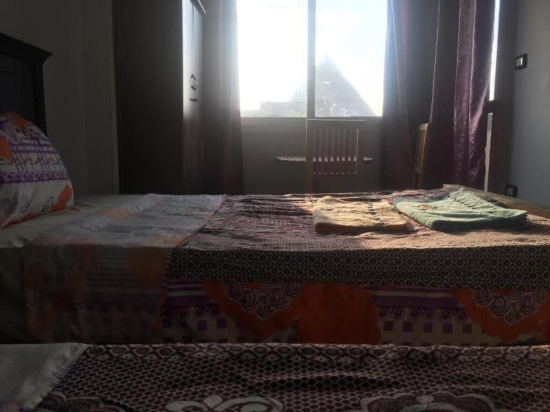 The Pyramids Inn Cheops image