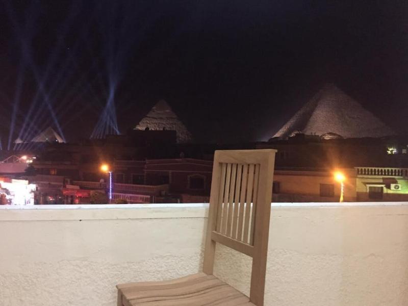 The Pyramids Inn Cheops image
