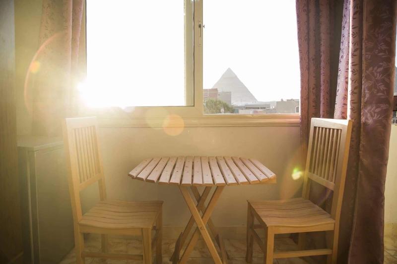 The Pyramids Inn Cheops image